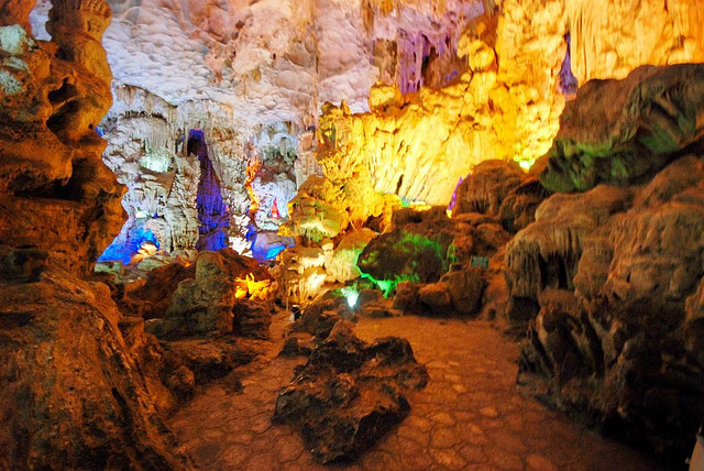 HALONG BAY 1 DAY TOUR from 52 USD/person only